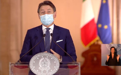 Covid: un nuovo DPCM per frenare il rialzo di contagi. La scienza salva le scuole da De Luca