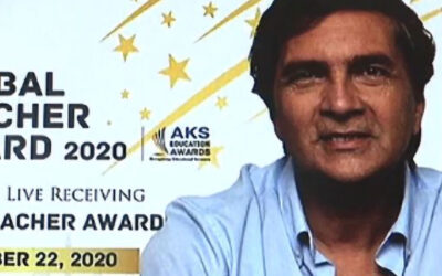 A DANIELE MANNI L’AWARD DELL’INSEGNANTE PIÙ BRAVO DEL MONDO