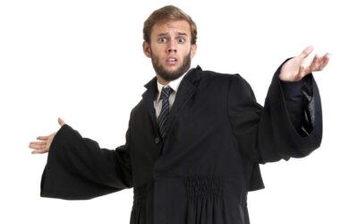 INSEGNARE ECONOMIA E DIRITTO ALLE SUPERIORI IN TRE MOSSE: COME SI FA.