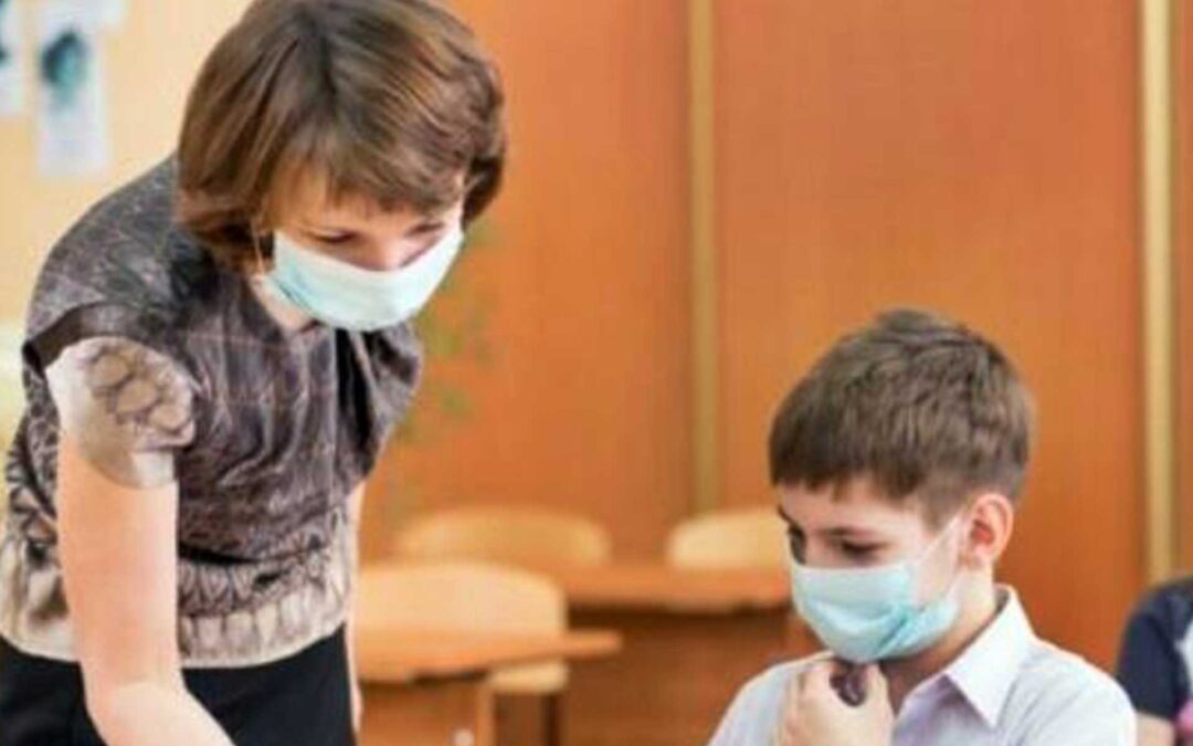 OPERATORE SOCIO PEDAGOGICO: 30 GIORNI ALLO STOP. UN MESE DI TEMPO PER ISCRIVERSI. DAL 1 GENNAIO NON SARA’ PIU’ POSSIBILE INSEGNARE CON I 4 ANNI  DELLE MAGISTRALI SE NON SI E’ DI RUOLO.