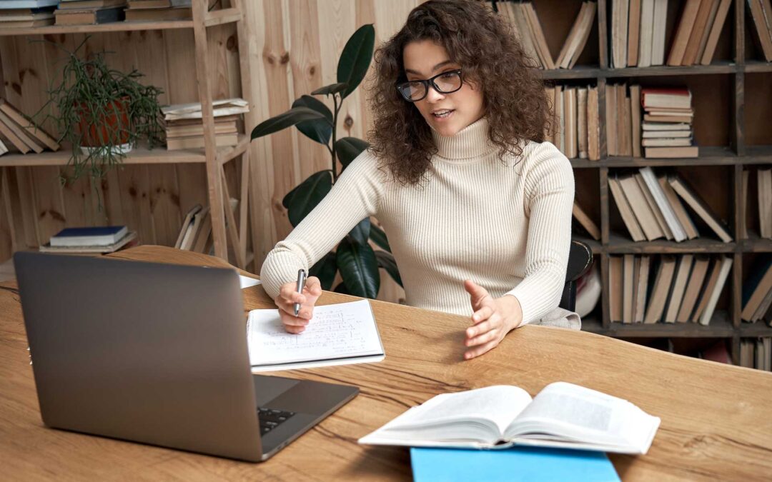 Stipendi scuola, aumento stipendiale in vista per i docenti: fino a 160 euro