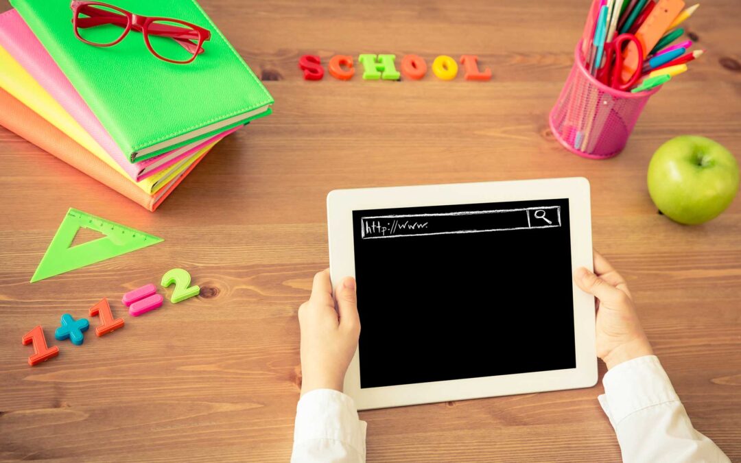 Utilizzo dispositivi digitali personali degli studenti a scuola, è possibile. Scarica modello di regolamento.