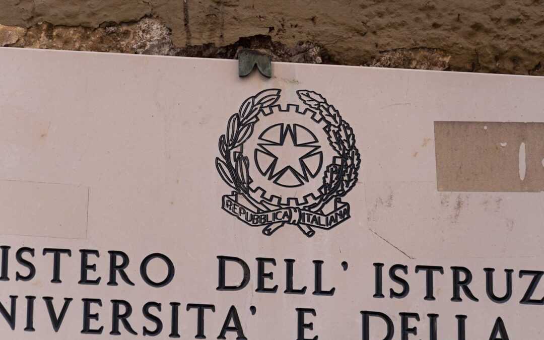 Ora il governo pensa ai prefetti per riportare gli studenti in classe dopo l’Epifania