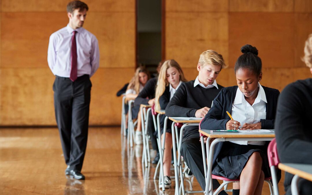 I sindacati: “Si può tornare tutti in classe”