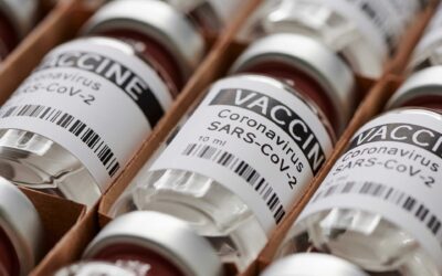 Timore tra insegnanti e Ata verso il vaccino Astrazeneca: cancellazioni delle prenotazioni in molte province.