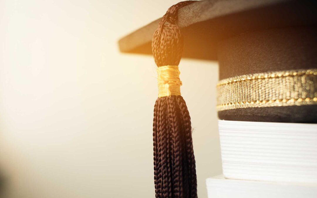 Via il divieto di iscrizione contemporanea a due corsi di laurea