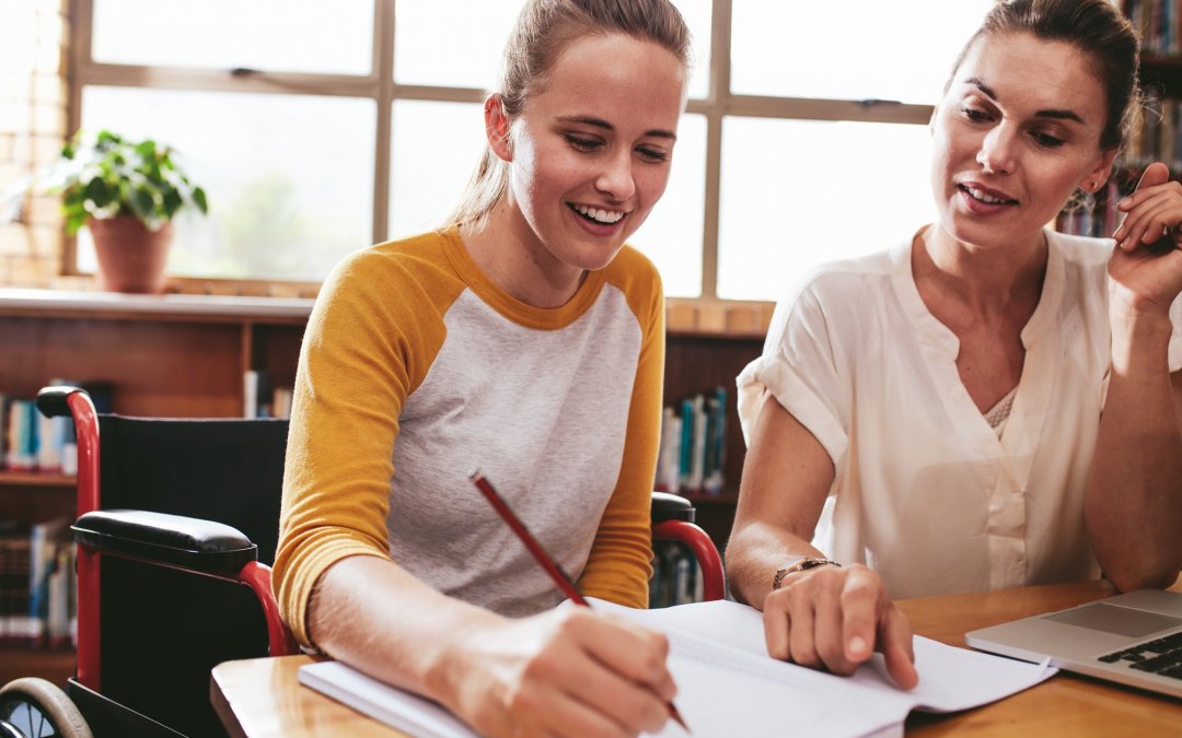 TUTOR ONLINE: 4 OTTIMI VANTAGGI