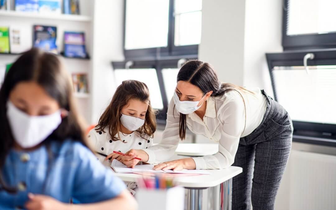 Scuola, nessun cambiamento in vista. A Settembre ripresa con mascherine e distanziamento come a Giugno
