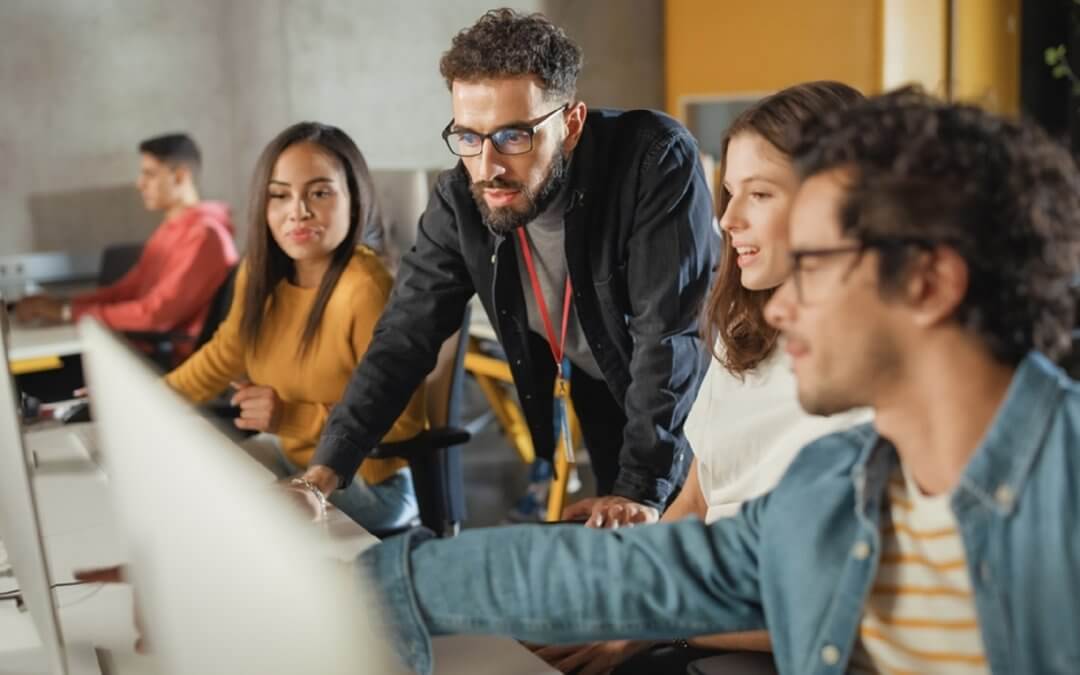 ALTERNANZA SCUOLA-LAVORO, SI CAMBIA