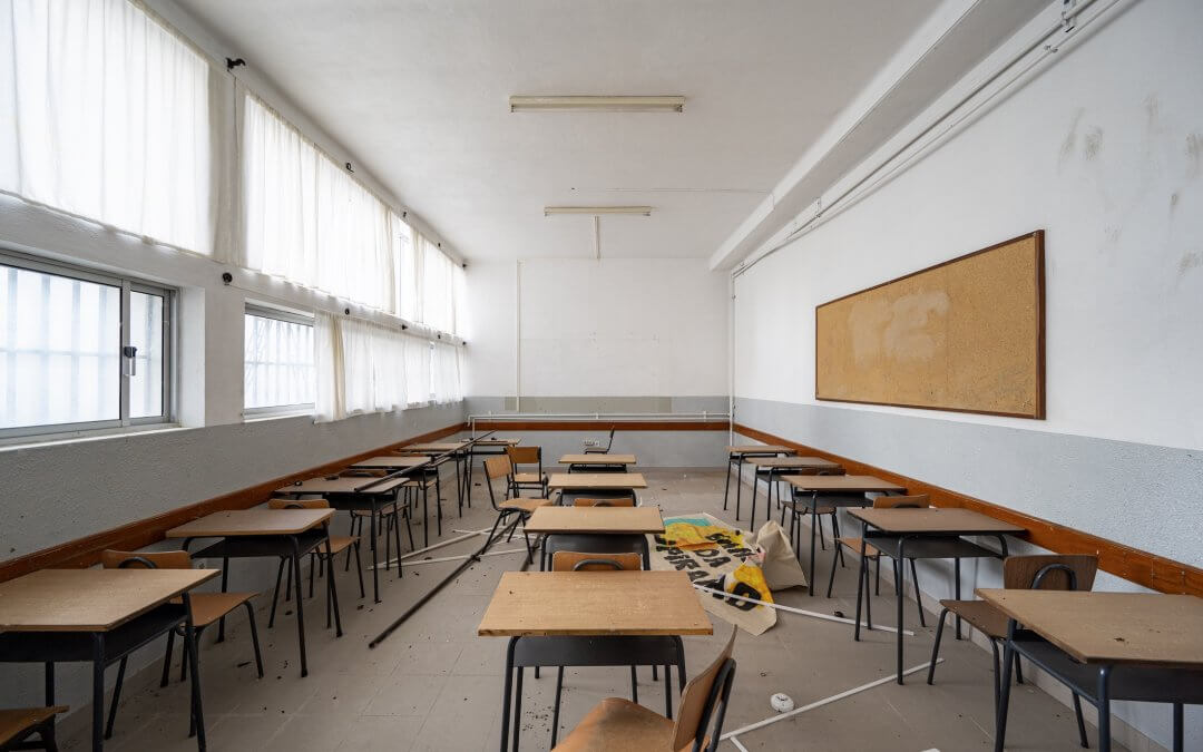 L’abbandono scolastico silenzioso: quando la scuola perde i pezzi per strada